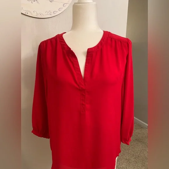 Premise Bold Scarlet Women's Blouse - Picture 2 of 7